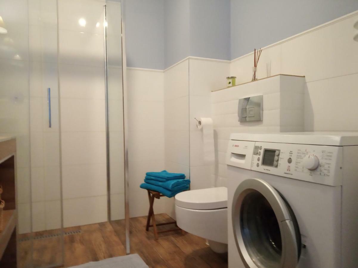 Przytulny Apartament Blisko Motlawy I Neptuna Z Miejscem W Garazu Gratis Gdańsk Eksteriør bilde